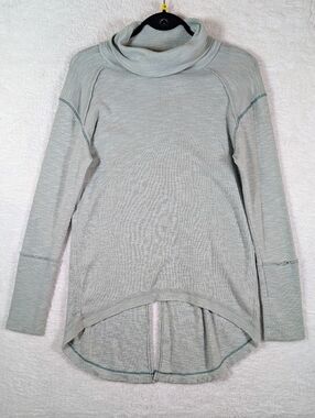 We The Free Light Green Cowl-Neck Long Sleeve Top